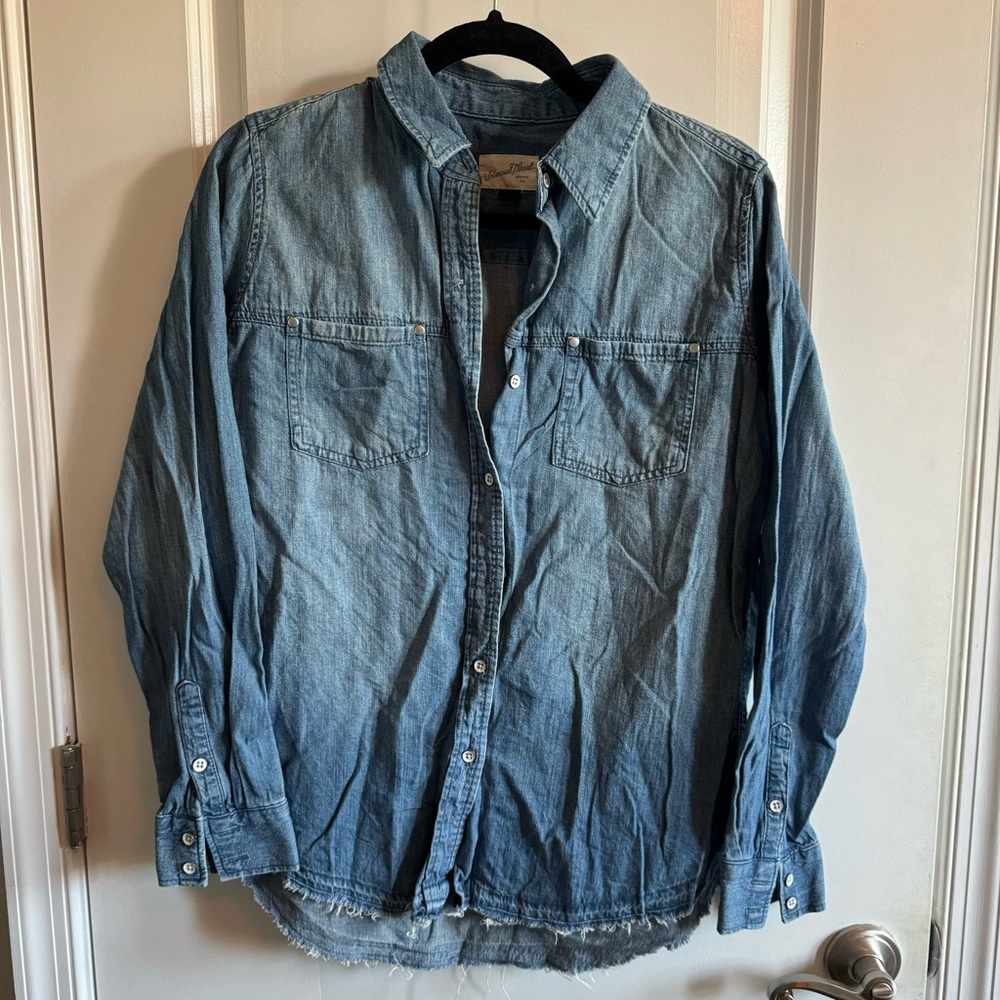 Universal Thread | Cotton Blue Denim Button Down Shirt Size S